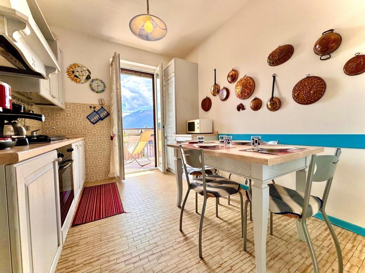 Casa Rosa Apartment Domaso Bagian luar foto